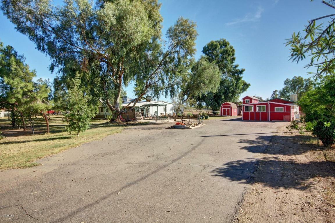 Property Photo:  42941 N Suburban Avenue  AZ 85140 