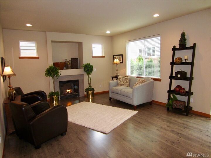 Property Photo: 3807 134th Place SW WA 98087