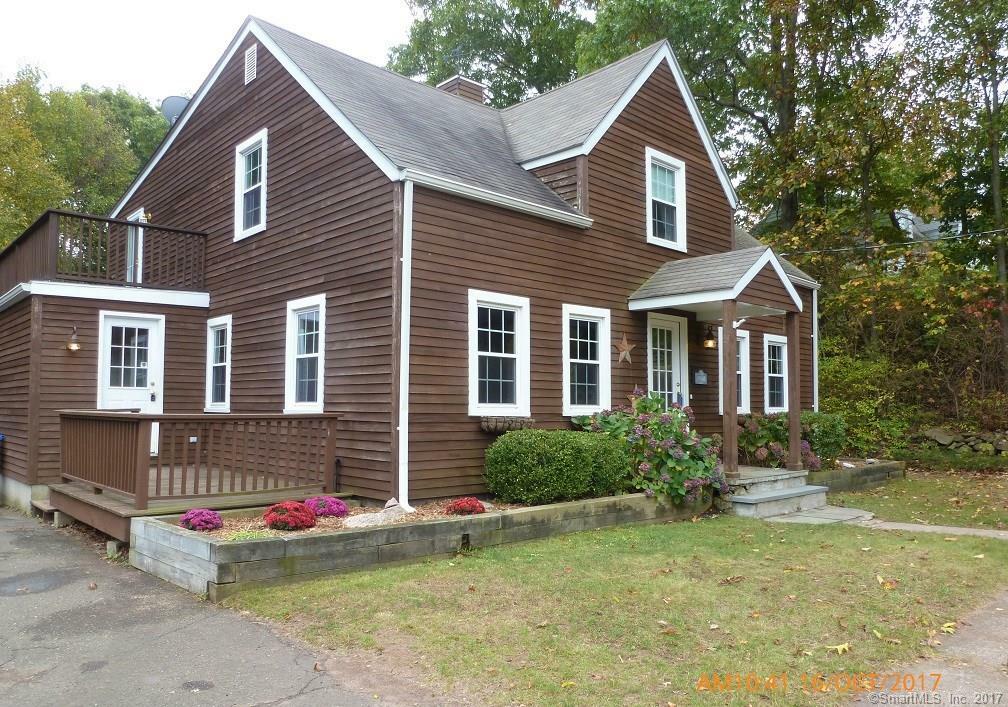 Property Photo:  150 Bear Path Road  CT 06514 