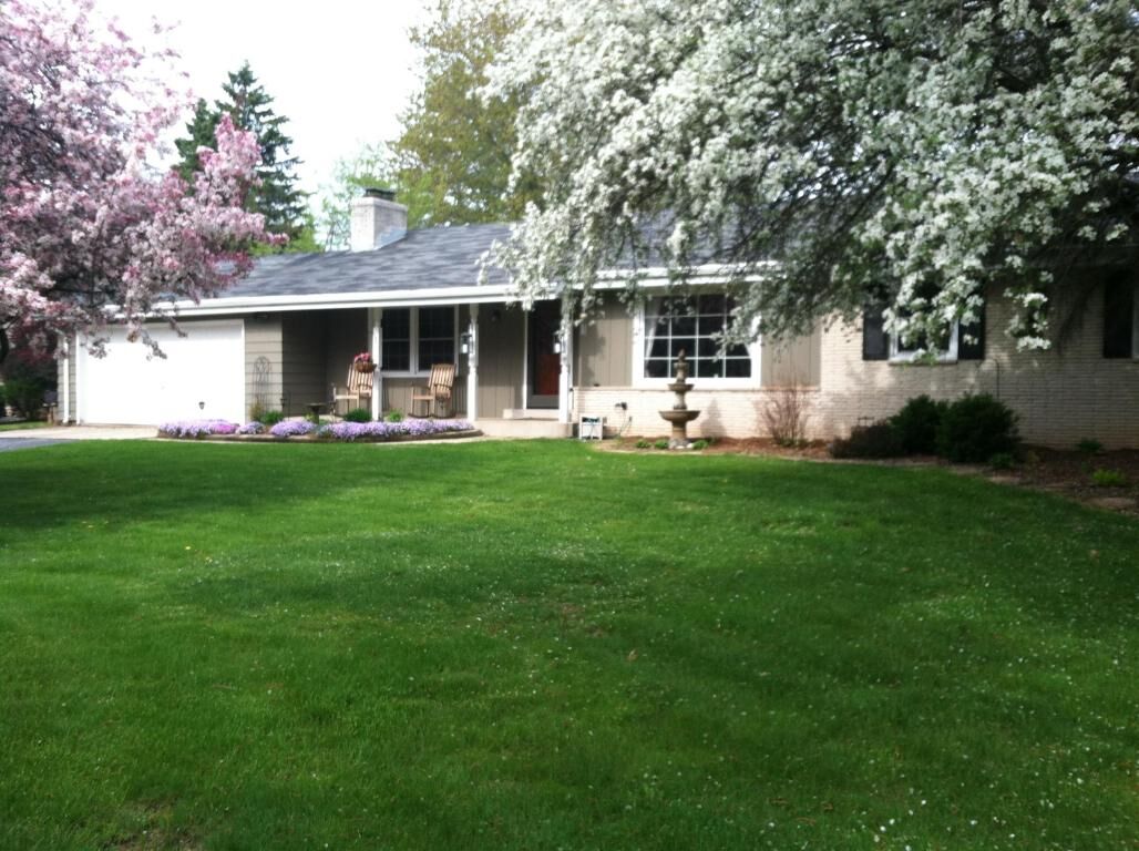 Property Photo: 1241 Horns Corners Rd WI 53012