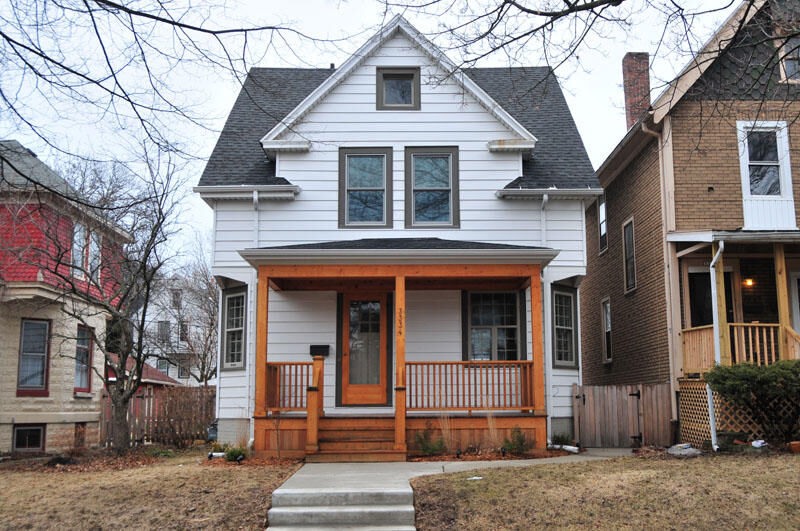 Property Photo: 3334 N Newhall St WI 53211