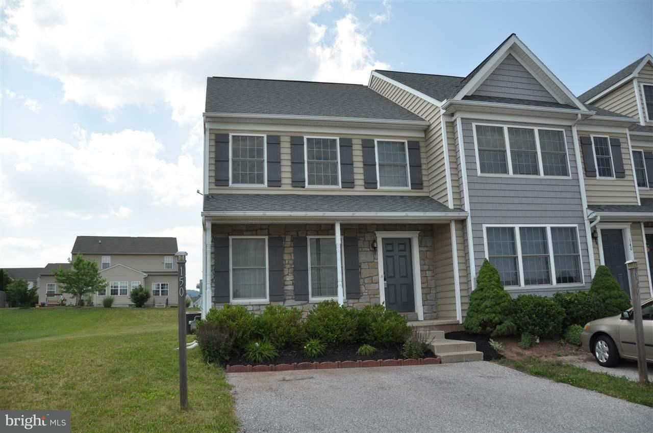 Property Photo: 150 Kentwell Drive PA 17406