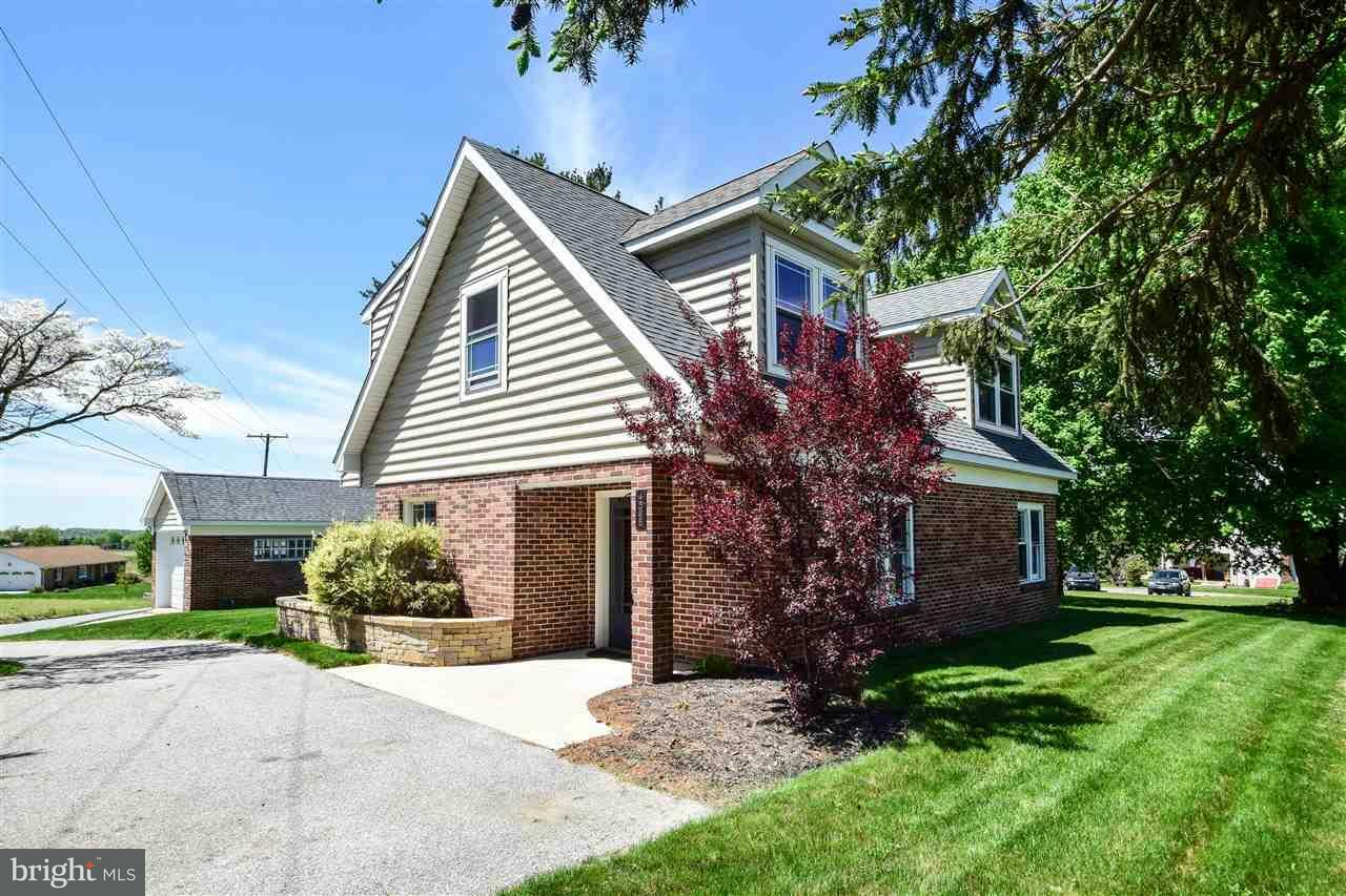 4365 Cherry Street  Felton PA 17322 photo