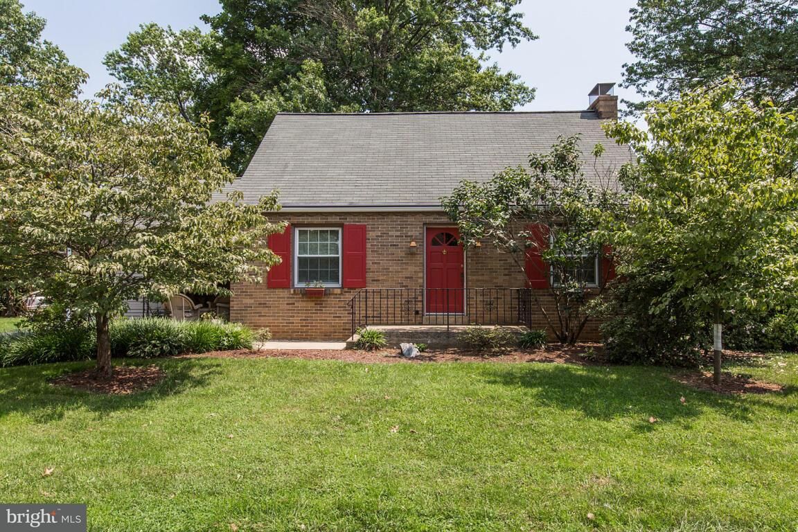 Property Photo: 520 Pleasure Road PA 17601