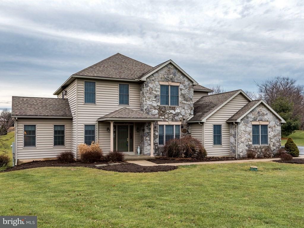 Property Photo:  785 Rohen Ridge Drive  PA 17543 