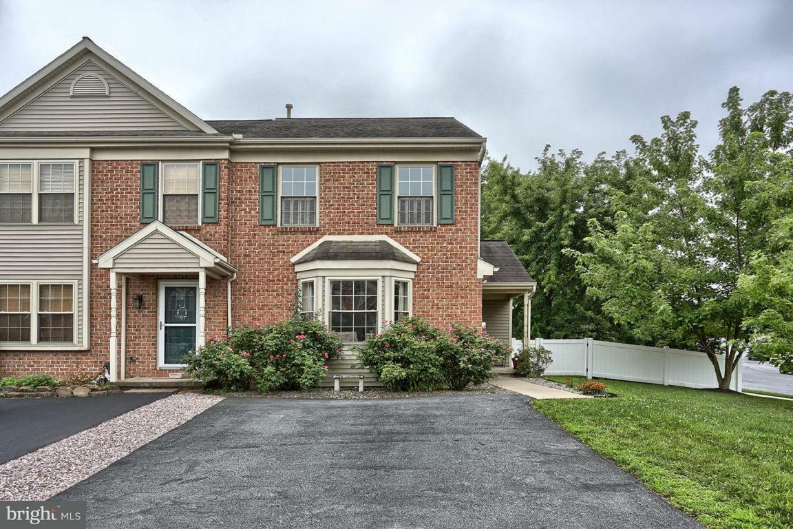 Property Photo: 5 Windemere Court PA 17022
