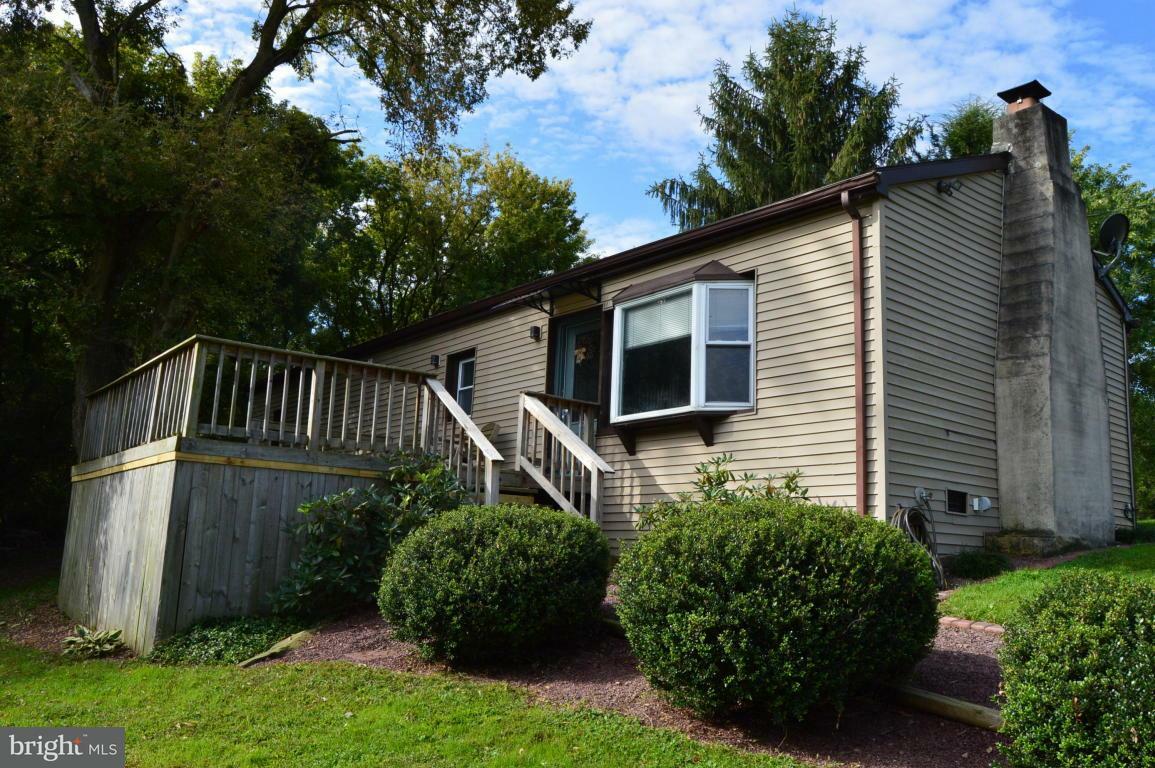 Property Photo:  402 Pennsy Road  PA 17560 