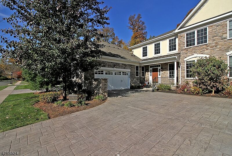 Property Photo:  54 Lara Pl  NJ 07059 