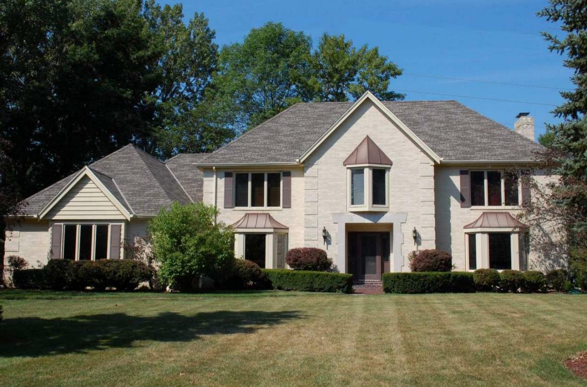 Property Photo: 1945 Derrin Ln WI 53045-2154