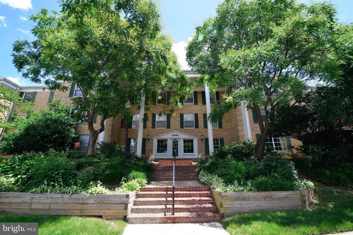 Property Photo:  7661 Provincial Drive 309  VA 22102 