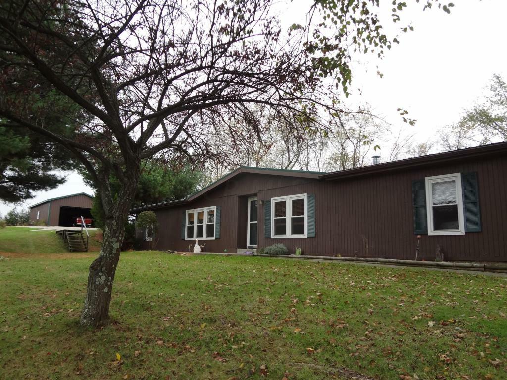 Property Photo: 13049 Blue Jay Road OH 43056