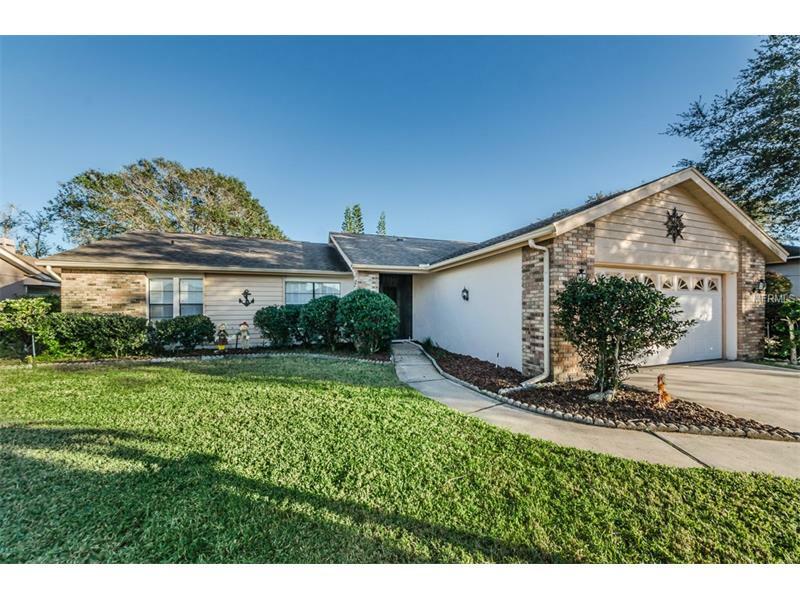 Property Photo:  2814 Windridge Drive  FL 34691 