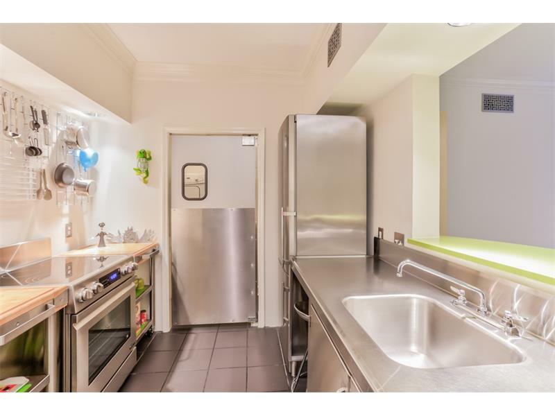 Property Photo:  3777 Peachtree Road NE 1528   30319 