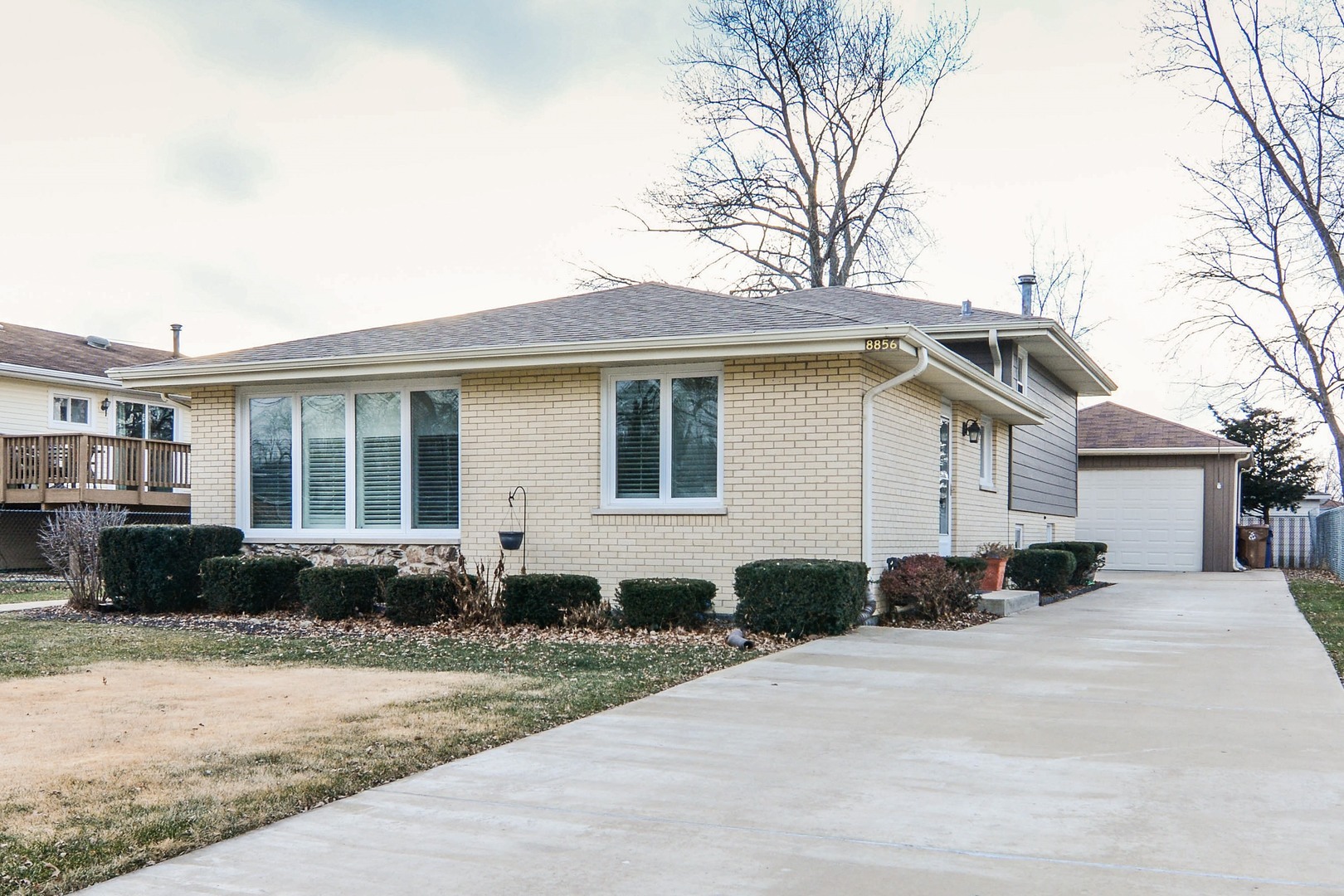 Property Photo:  8856 Natoma Avenue  IL 60453 