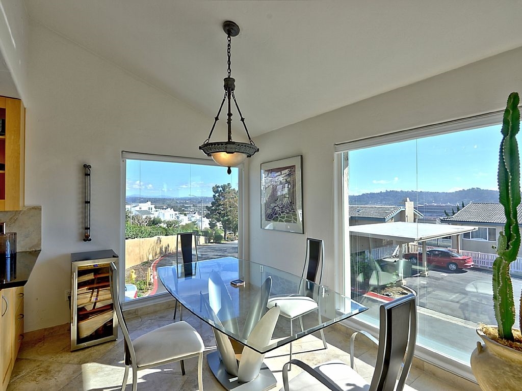 Property Photo:  828 Sea Turf Cir  CA 92075 