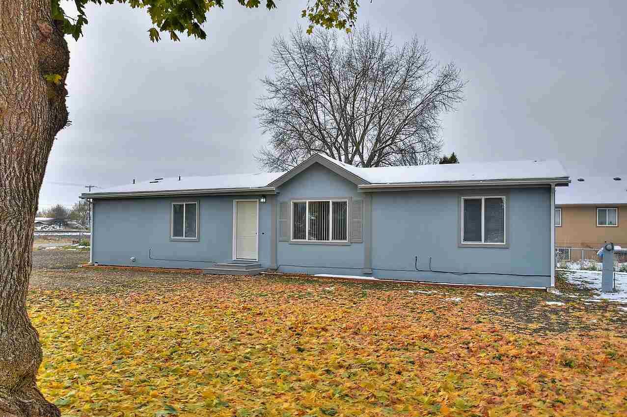 Property Photo:  7015 E Rutter Ave  WA 99212 