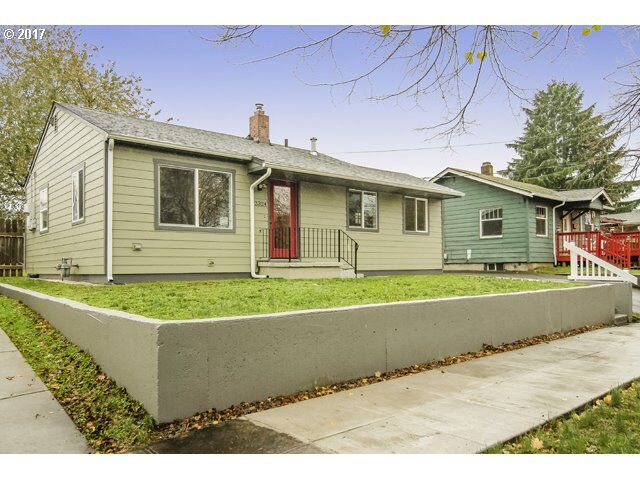 2324 N Terry St  Portland OR 97217 photo
