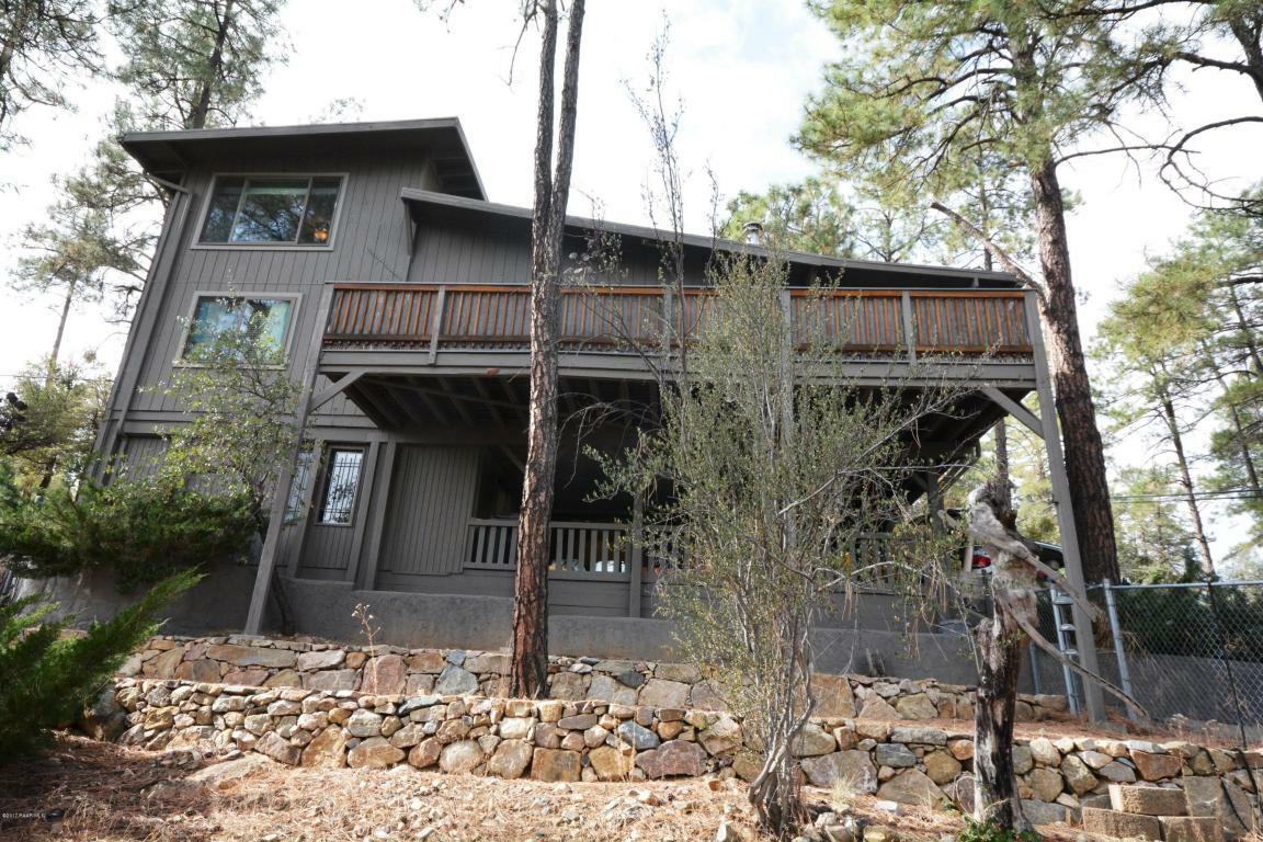 Property Photo:  1026 Seminole Road  AZ 86303 