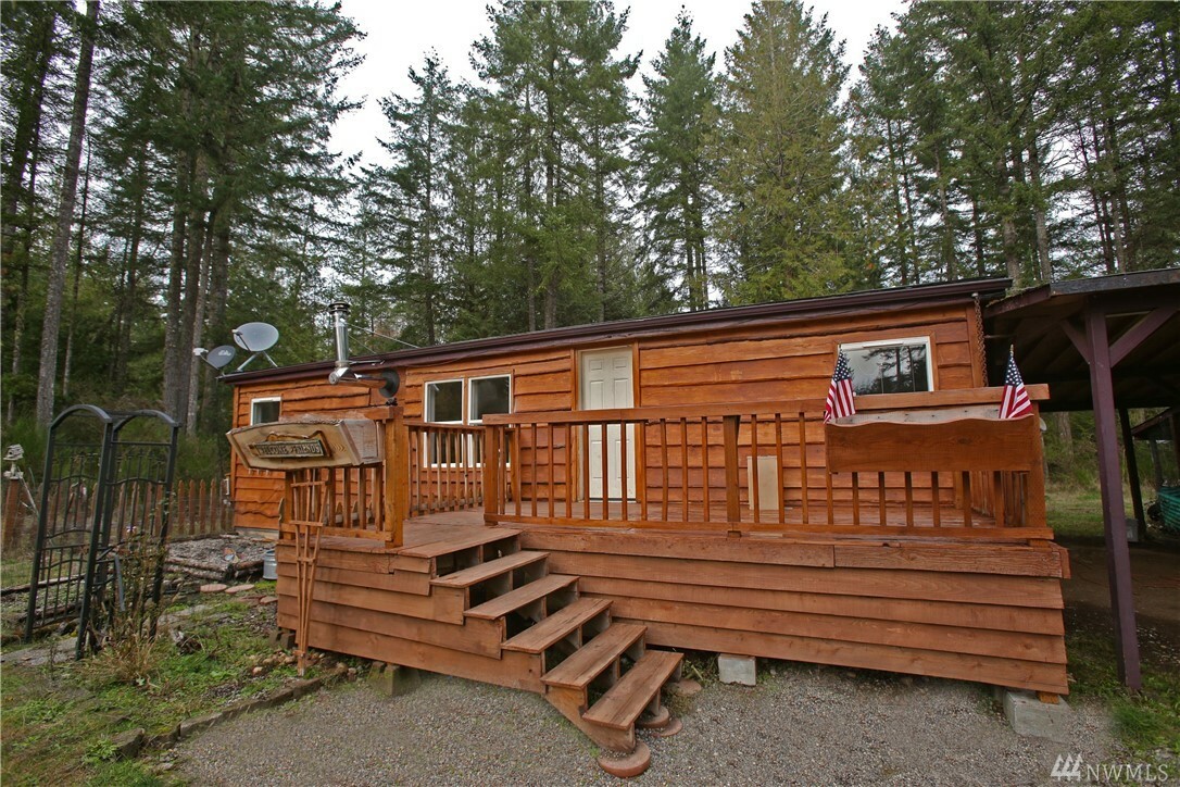 Property Photo:  18240 W Winter Green Lane  WA 98380 