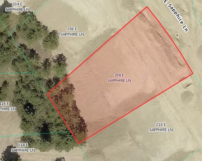 Property Photo: 208 E Sapphire Ln WA 99208