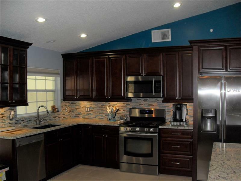 Property Photo:  9331 Dorset Drive  FL 32817 