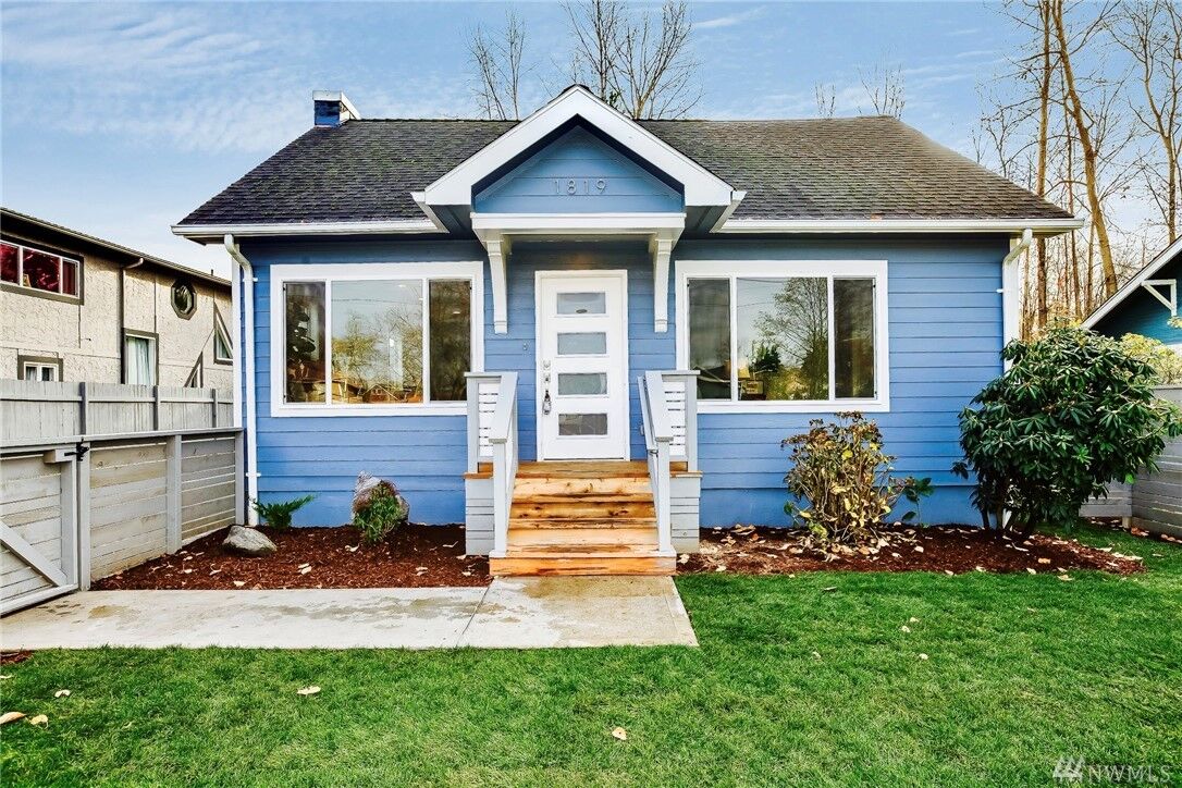 Property Photo:  1819 SW Brandon Street  WA 98106 