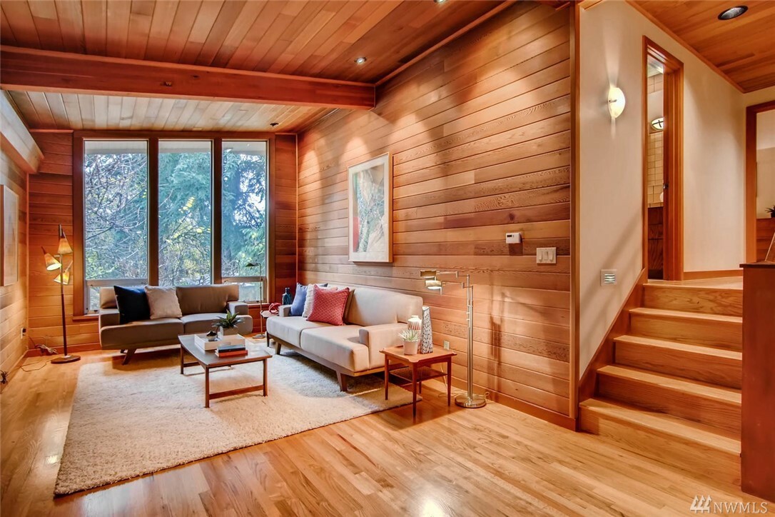 Property Photo: 17428 93rd Ave NE WA 98011