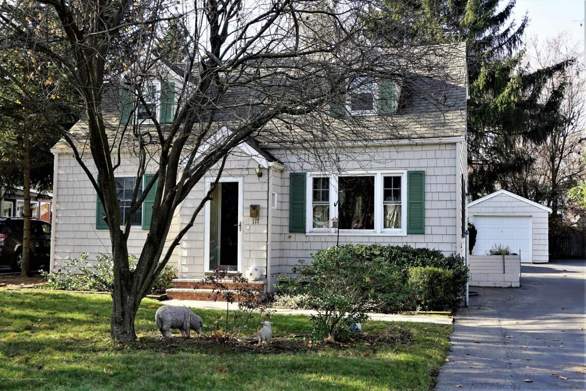 Property Photo:  117 Alameda Court  NJ 07702 