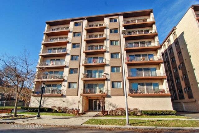 Property Photo:  251 Marengo Avenue 6ds  IL 60130 
