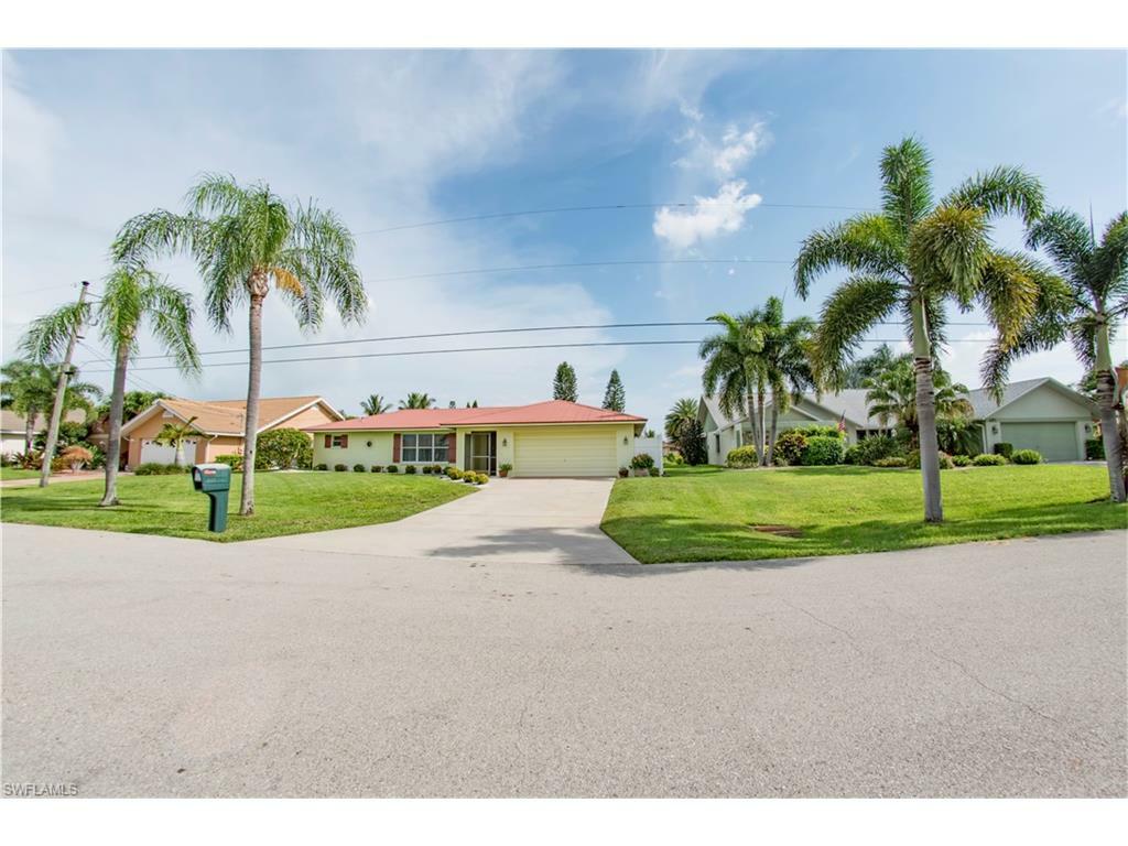 617 SE 33rd Terrace  Cape Coral FL 33904 photo