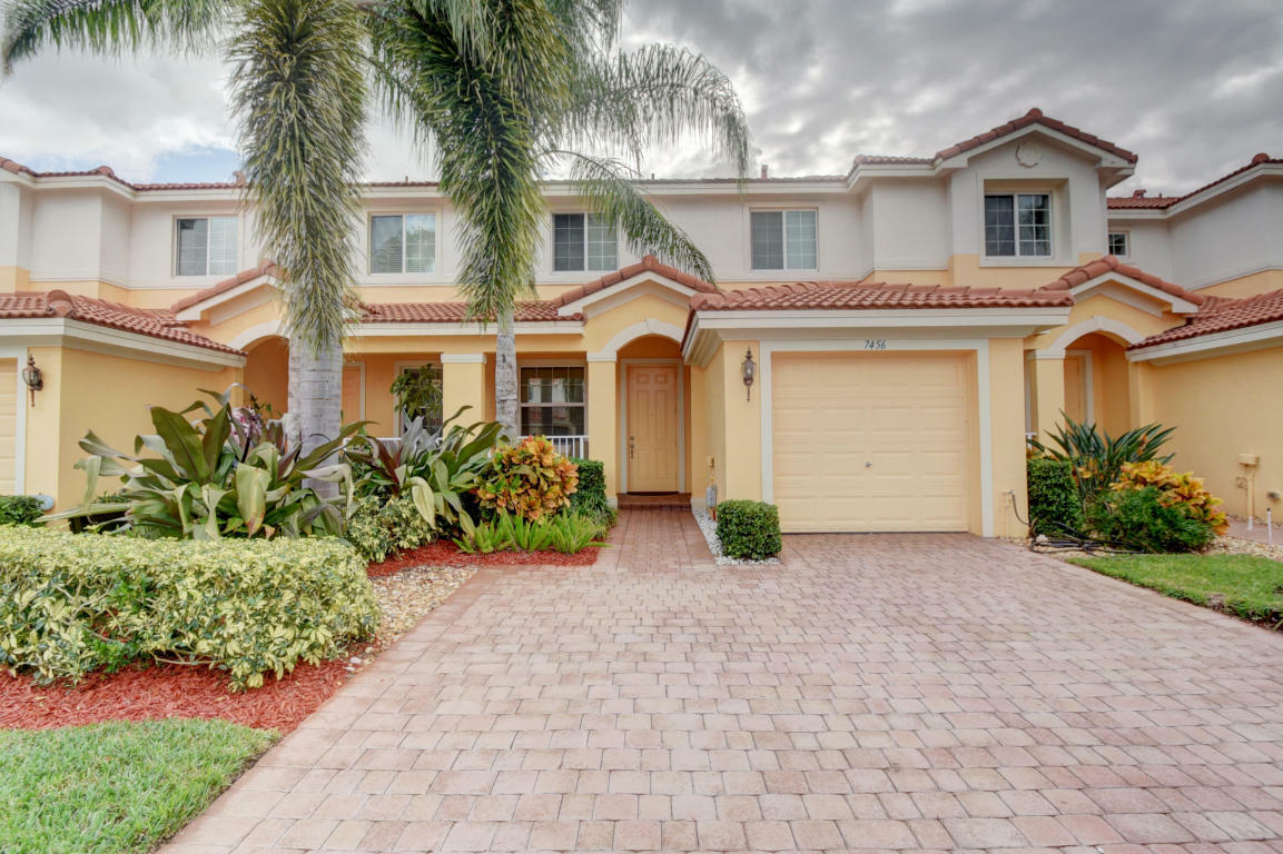 Property Photo:  7456 Sarentino Lane  FL 33437 