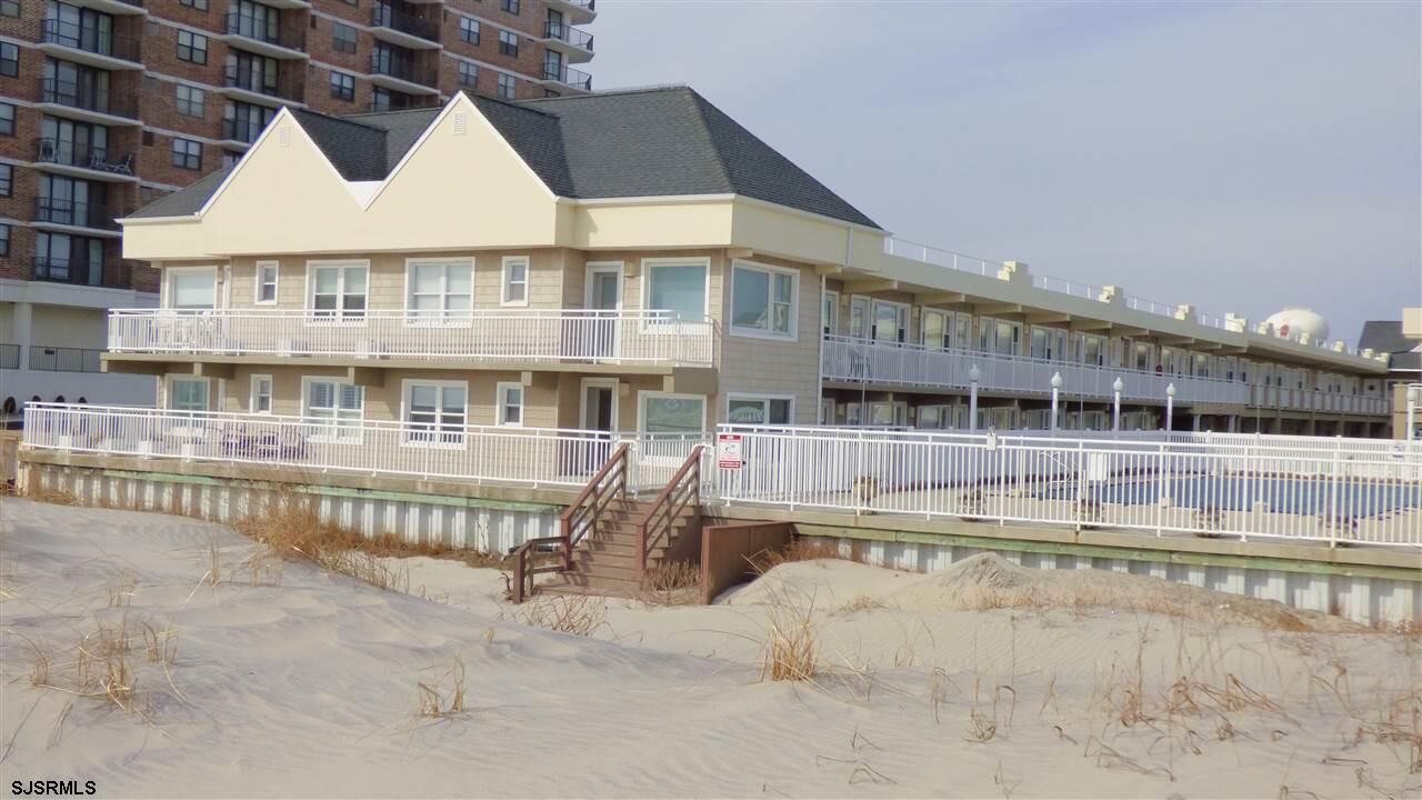 Property Photo:  9010 Atlantic Ave 121  NJ 08402 