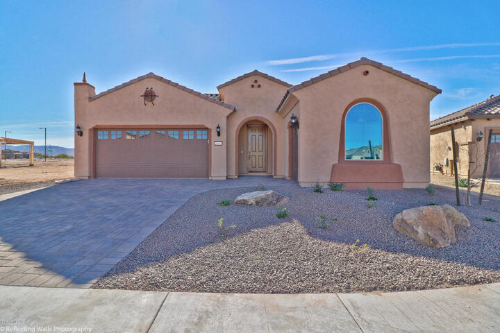 Property Photo: 26665 W Melinda Lane AZ 85396