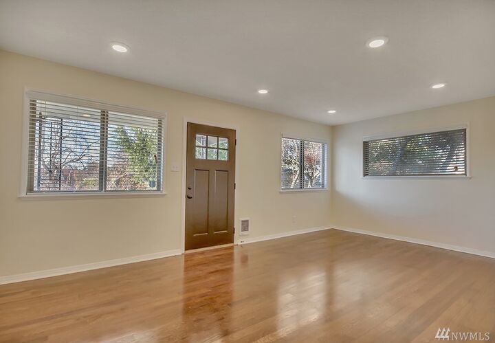 Property Photo:  4617 Tacoma Ave S  WA 98408 