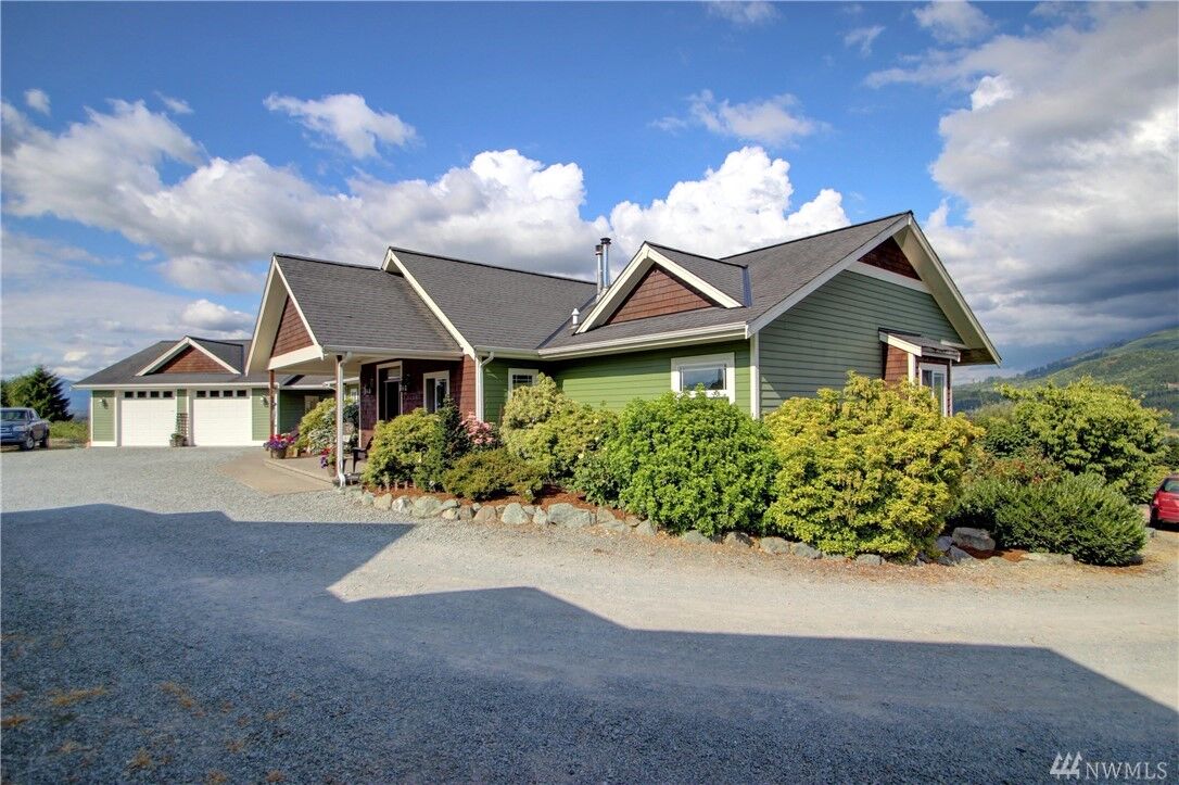 Property Photo:  13138 Buchanan Lane  WA 98273 