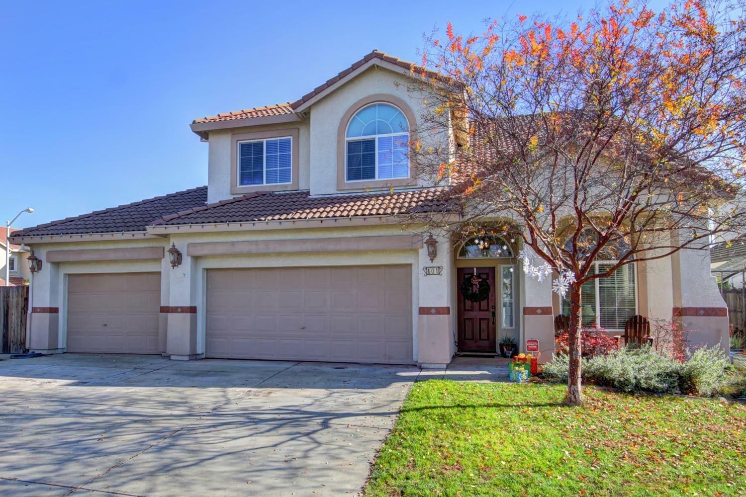 Property Photo:  101 Sophys Court  CA 95747 