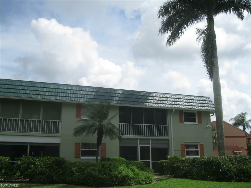 Property Photo: 300 Valley Stream Dr 6A FL 34113