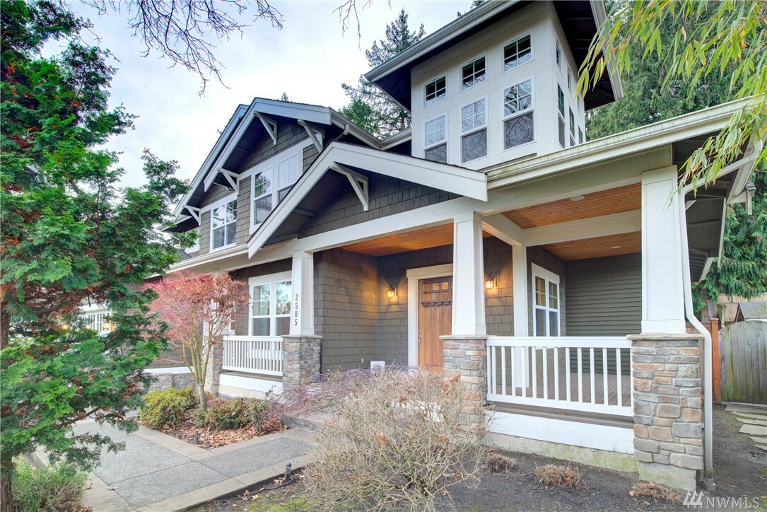 Property Photo:  2505 102nd Ave NE  WA 98004 