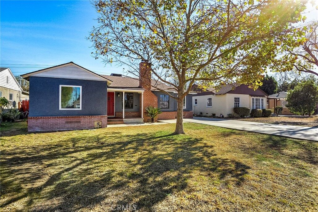Property Photo:  6864 Capistrano Way  CA 92504 