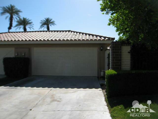 Property Photo:  281 Tolosa Circle  CA 92260 