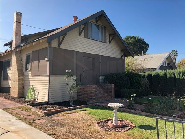 Property Photo: 208 E Olive Street E CA 92879