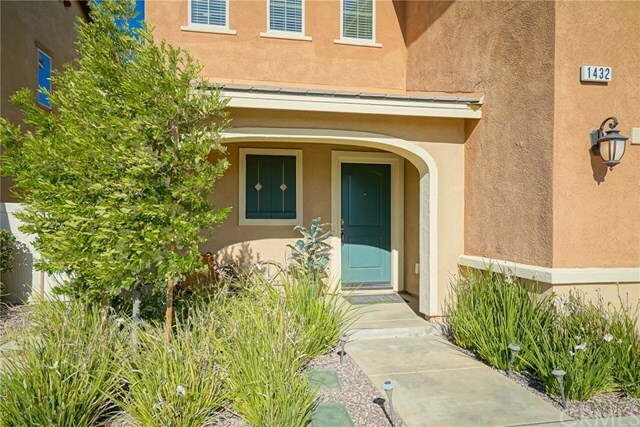 Property Photo:  1432 Sunset Place  CA 92223 