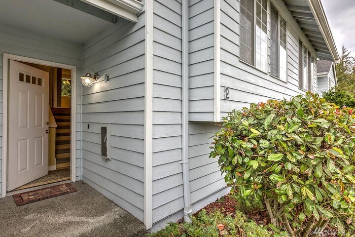 Property Photo: 1121 SW Barrington Dr 2 WA 98277