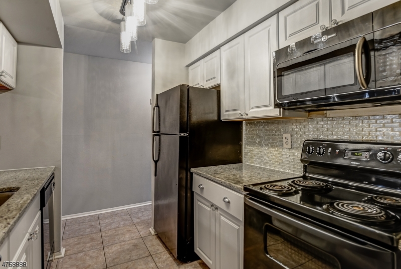 Property Photo: 684 Irvington Ave, C017 NJ 07040