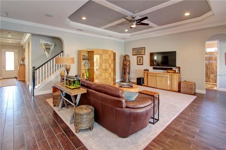 Property Photo:  14202 Avon Farms Drive  FL 33618 