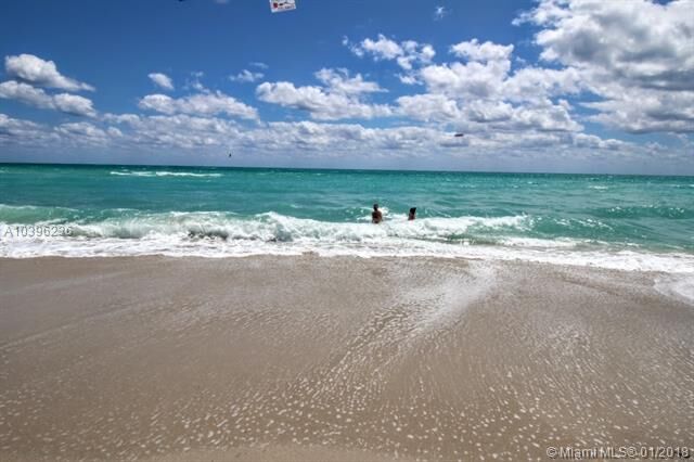 Property Photo: 2457 Collins Ave 404 FL 33140