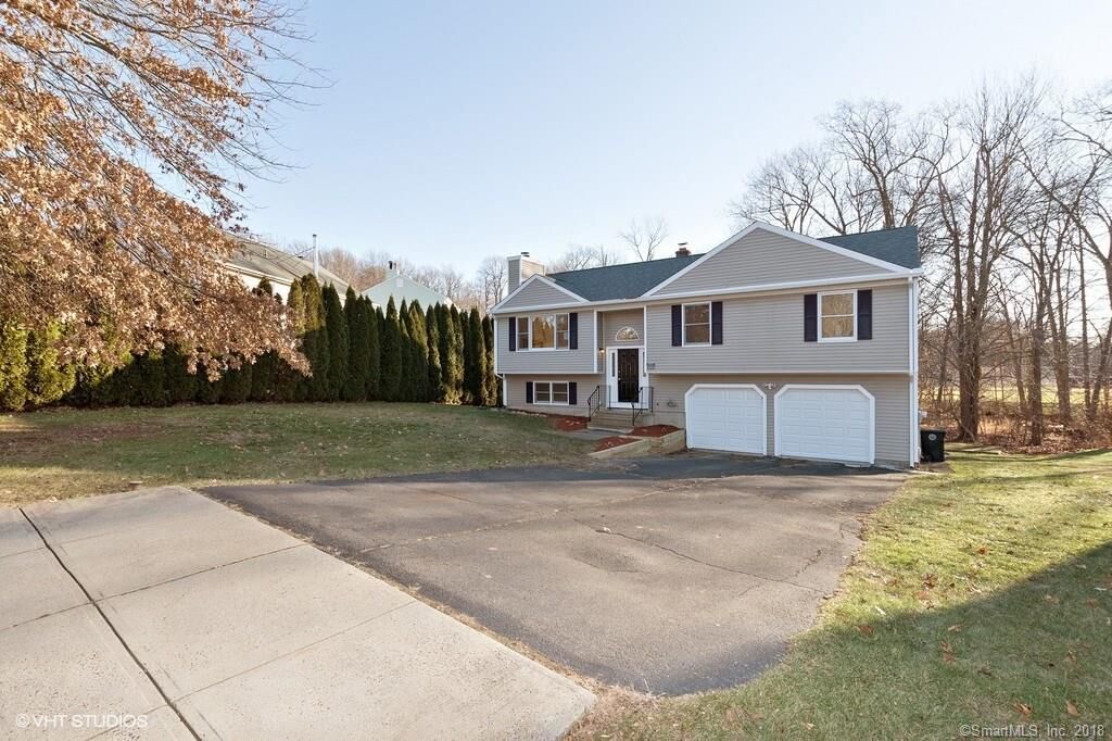 Property Photo:  6 Andover Drive  CT 06460 