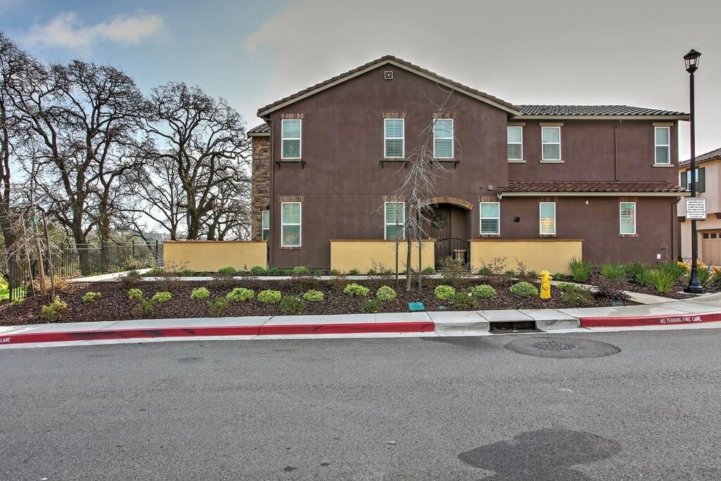 Property Photo: 2001 Pasqual Drive CA 95661