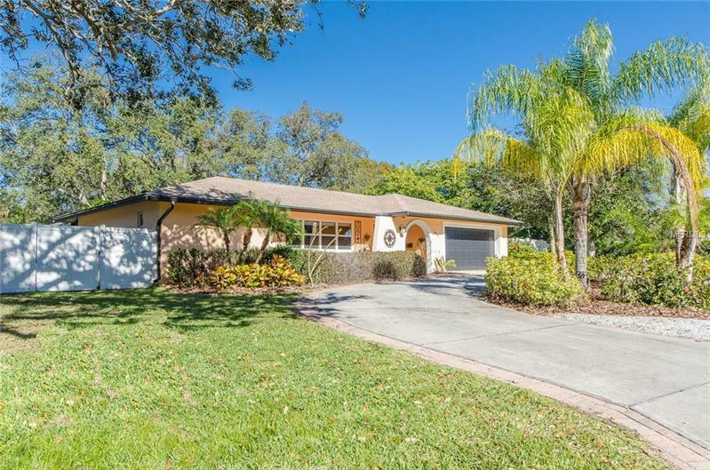 Property Photo:  6821 Date Palm Avenue S  FL 33707 