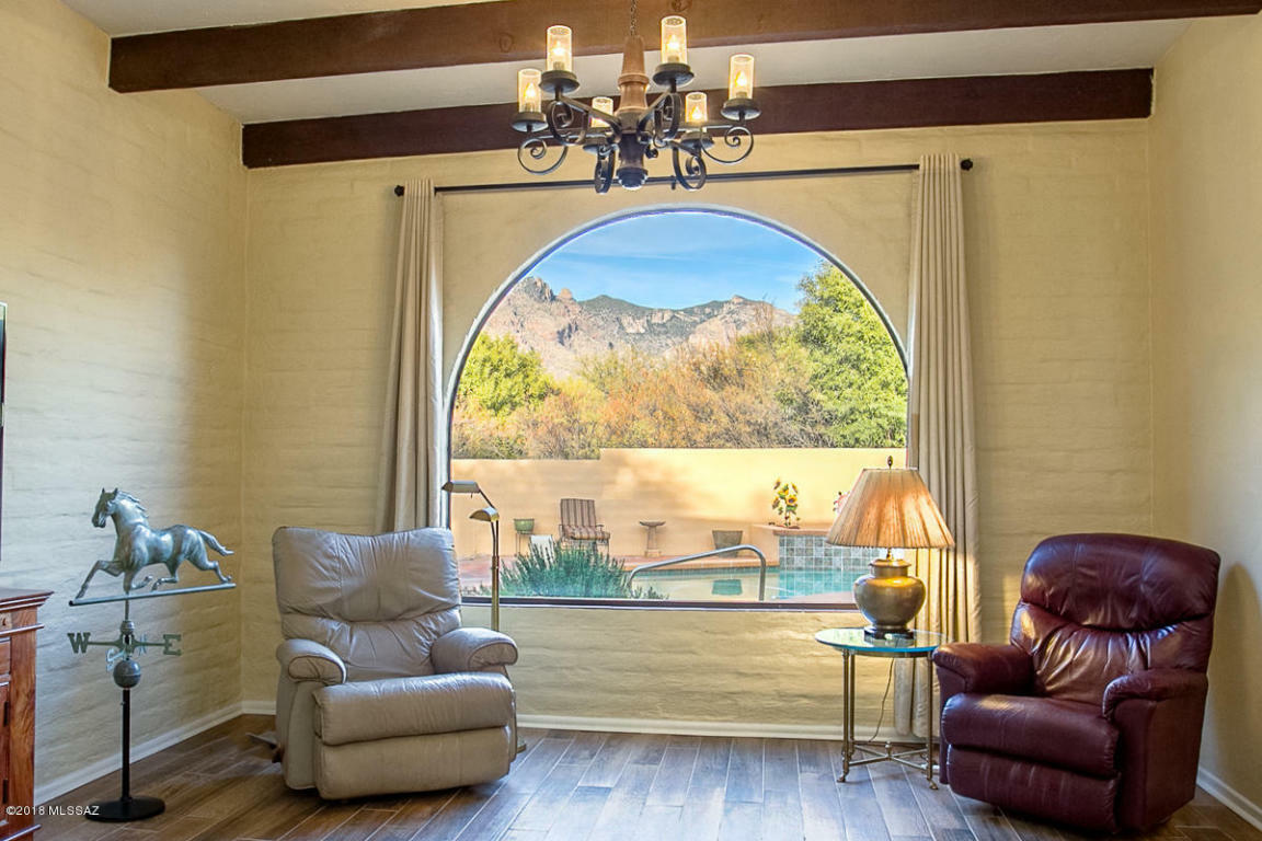Property Photo: 6256 N Camino Miraval AZ 85718